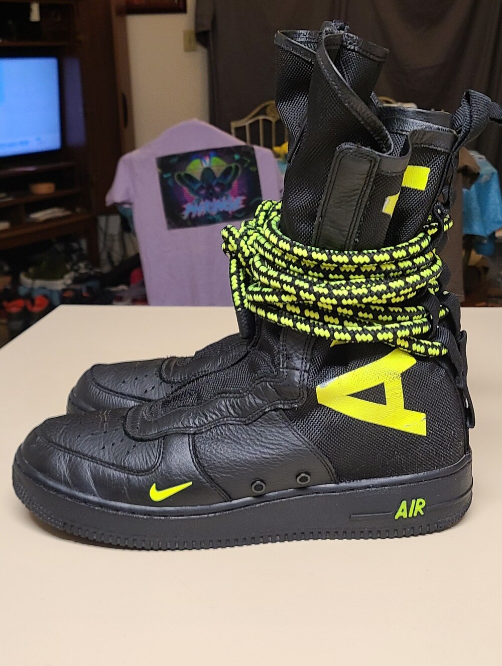 Nike SF Air Force 1 High Black Volt tactical sneaker boots size 10.5